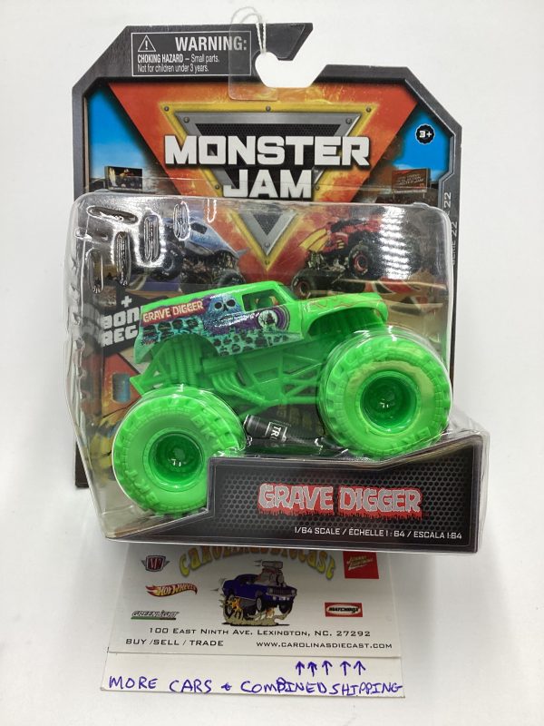 2022 Monster Jam Series 22 Grave Digger Green W Green Wheels 124D Fashion